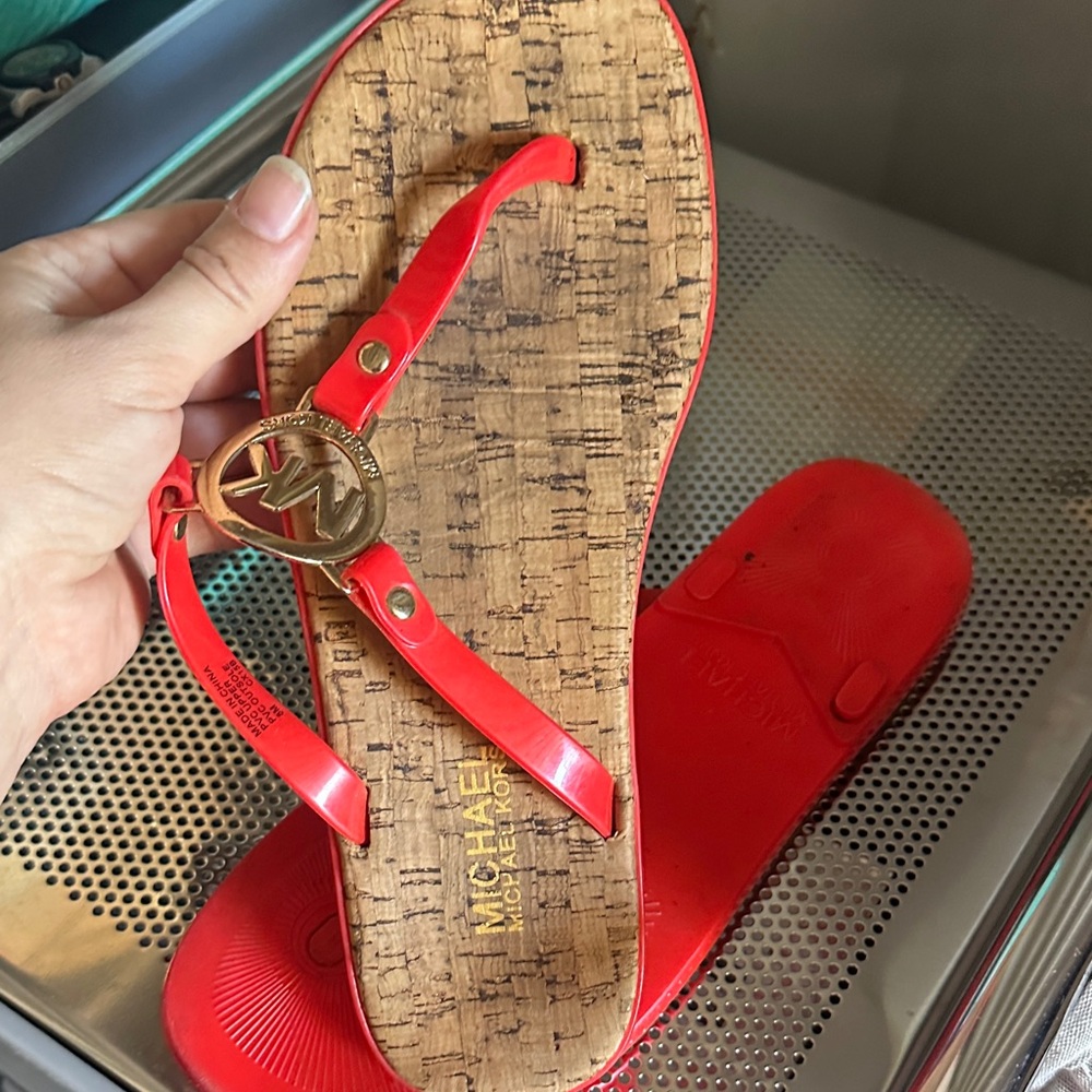 Michael Kors Red Thong Sandals with Gold Accents - Picture 3 of 4